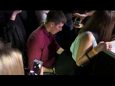 ❤️ 在俄羅斯夜總會發生真正的性愛。18 歲俄羅斯女孩肛門和陰道在夜總會性交 ❤️❌ 他媽的視頻 在 zh-tw.tube-sexer.ru ❌️